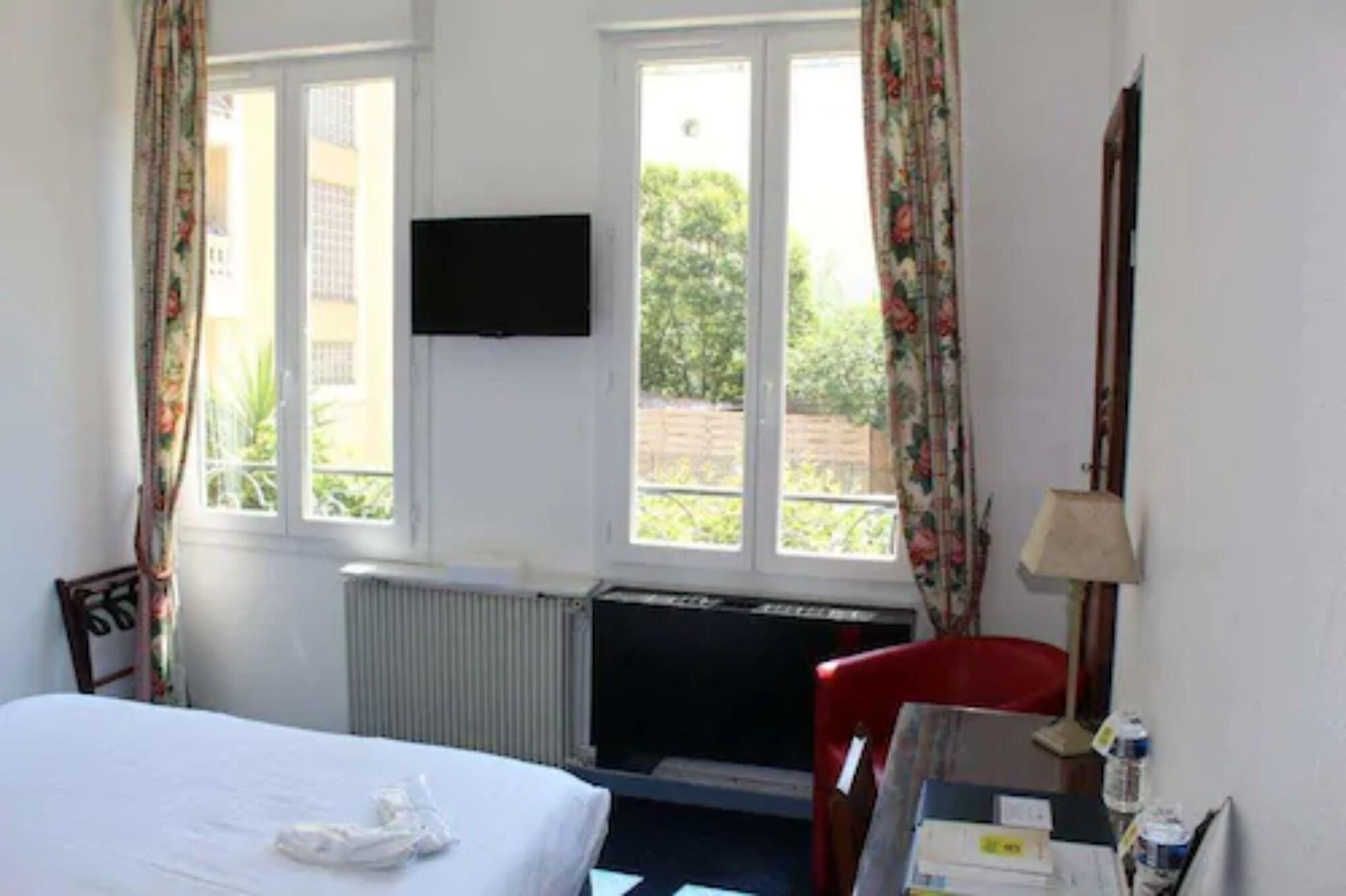 Ruc Hotel Cannes Buitenkant foto