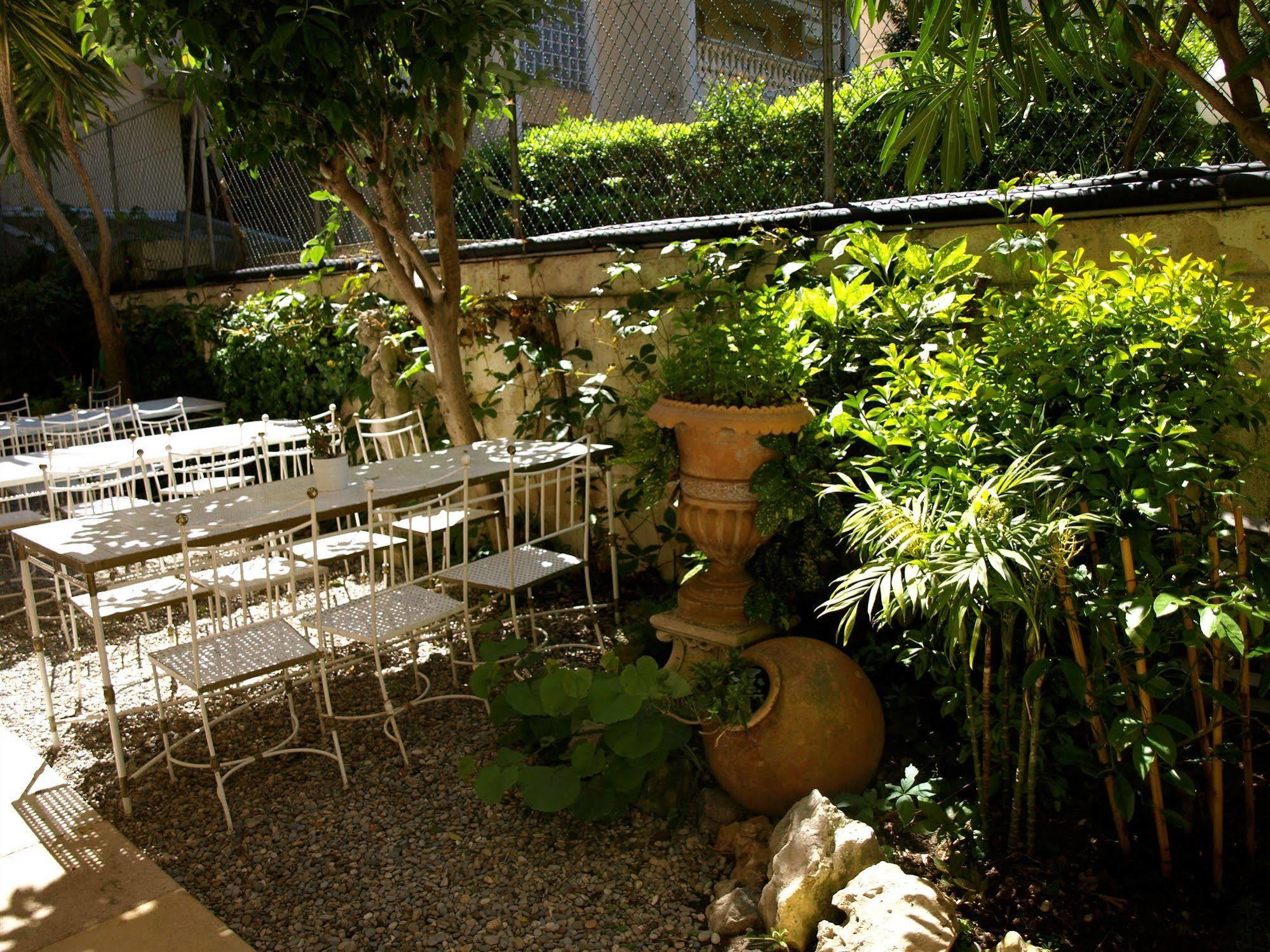 Ruc Hotel Cannes Buitenkant foto