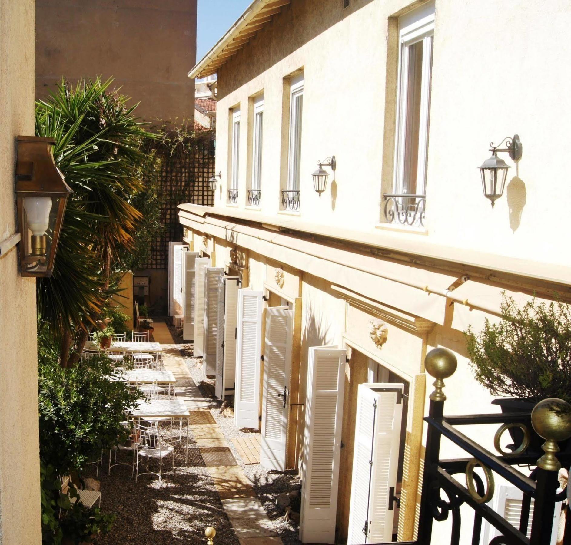 Ruc Hotel Cannes Buitenkant foto