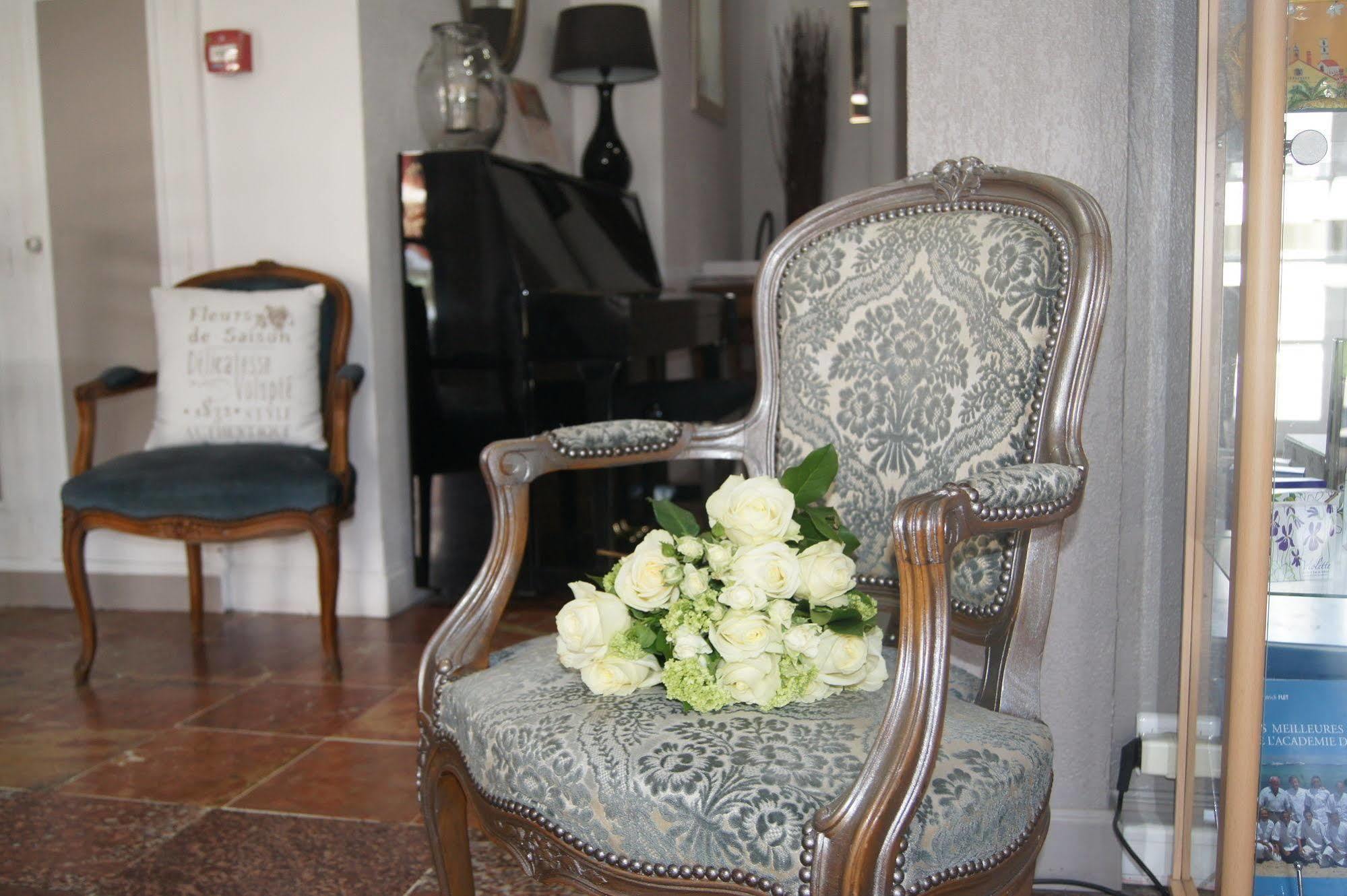 Ruc Hotel Cannes Buitenkant foto